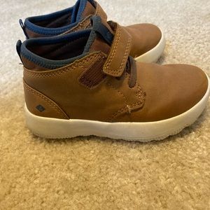 Boys toddler 8M Sperry Boots